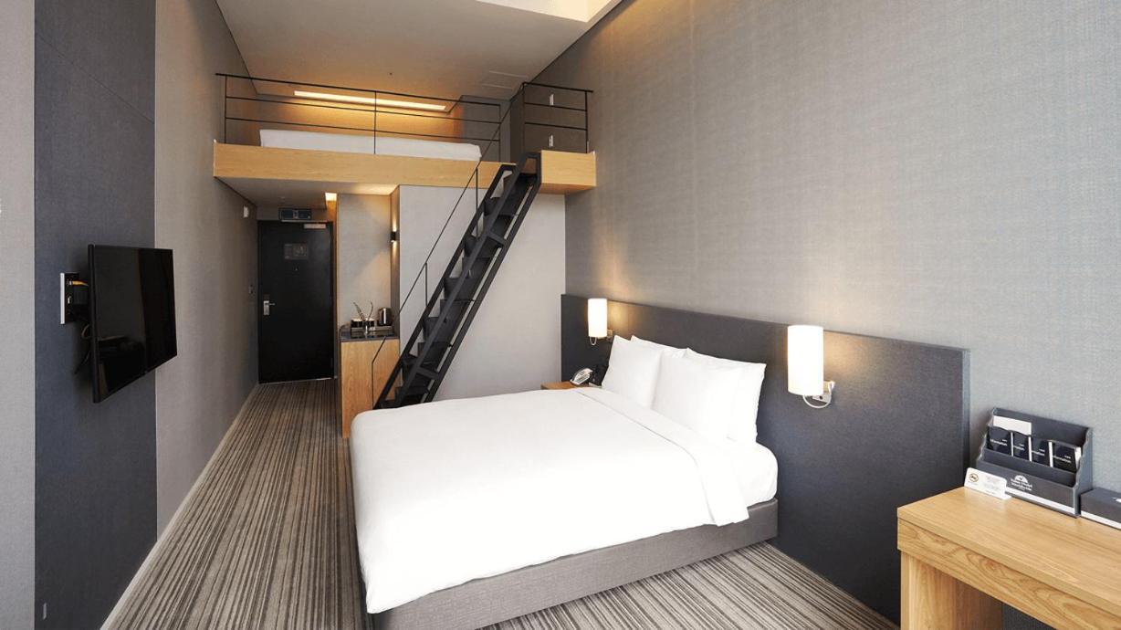 Island Hotel Busan Bagian luar foto